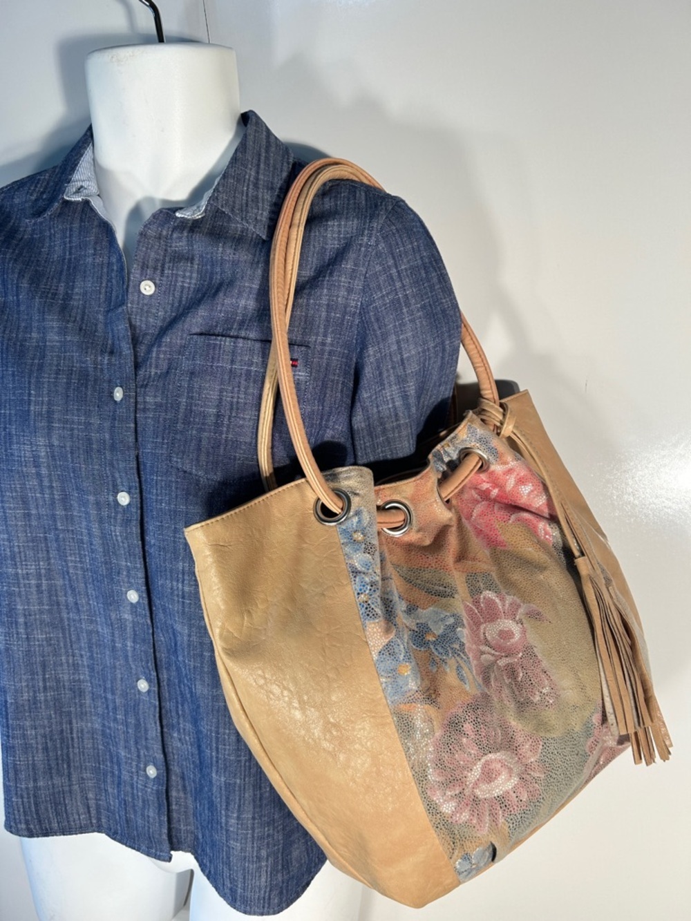 Bueno Tan Leather Handbag Vintage Floral Insert Antique Romantic Boho Cottage Co
